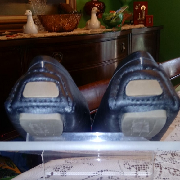 Mens moccasins - Picture 3 of 5